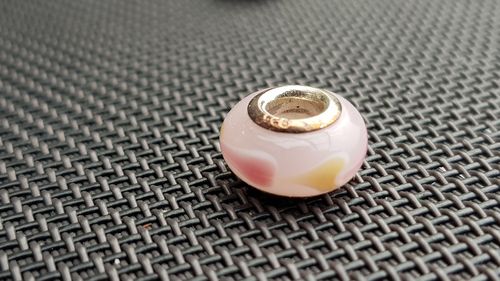 Beads Glas mundgeblasen 925ér Silber für Kette / Armband - rosa mit Pink Gelben Muster
