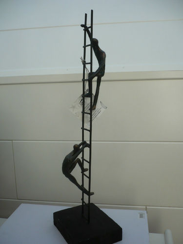 Casablanca Design Skulptur "Balance of Power"